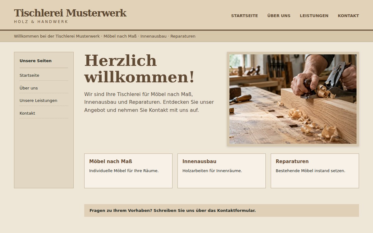 Vorher: Die fiktive Tischlerei Musterwerk mit unklarer Startseite und nachgeordnetem Kontaktweg.